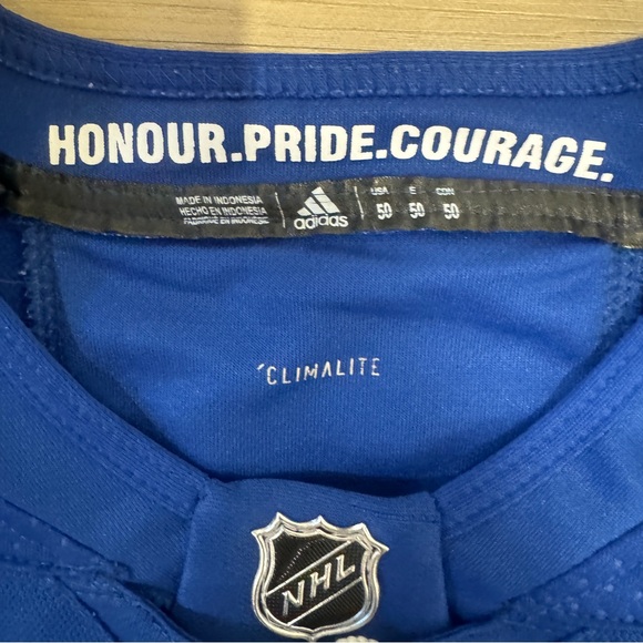 Adidas official NHL Toronto Maple Leafs John Tavares Men’s jersey size 50 Medium - Picture 4 of 6